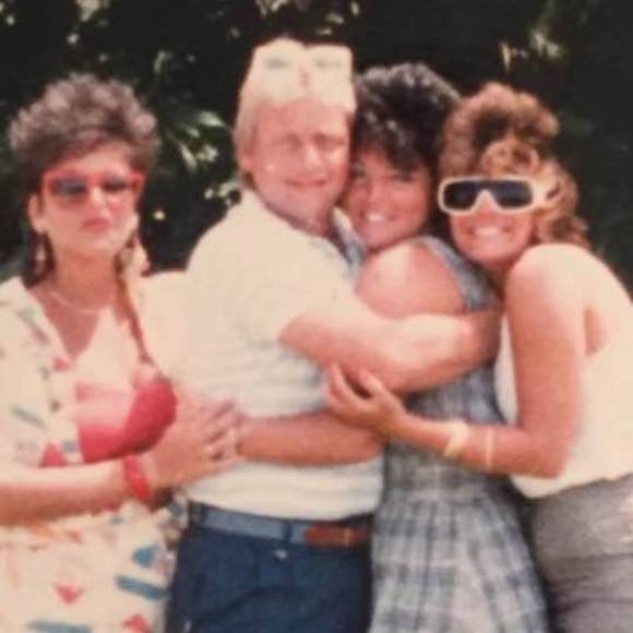 Meet your Posher, Lisa - Picture 1 of 1